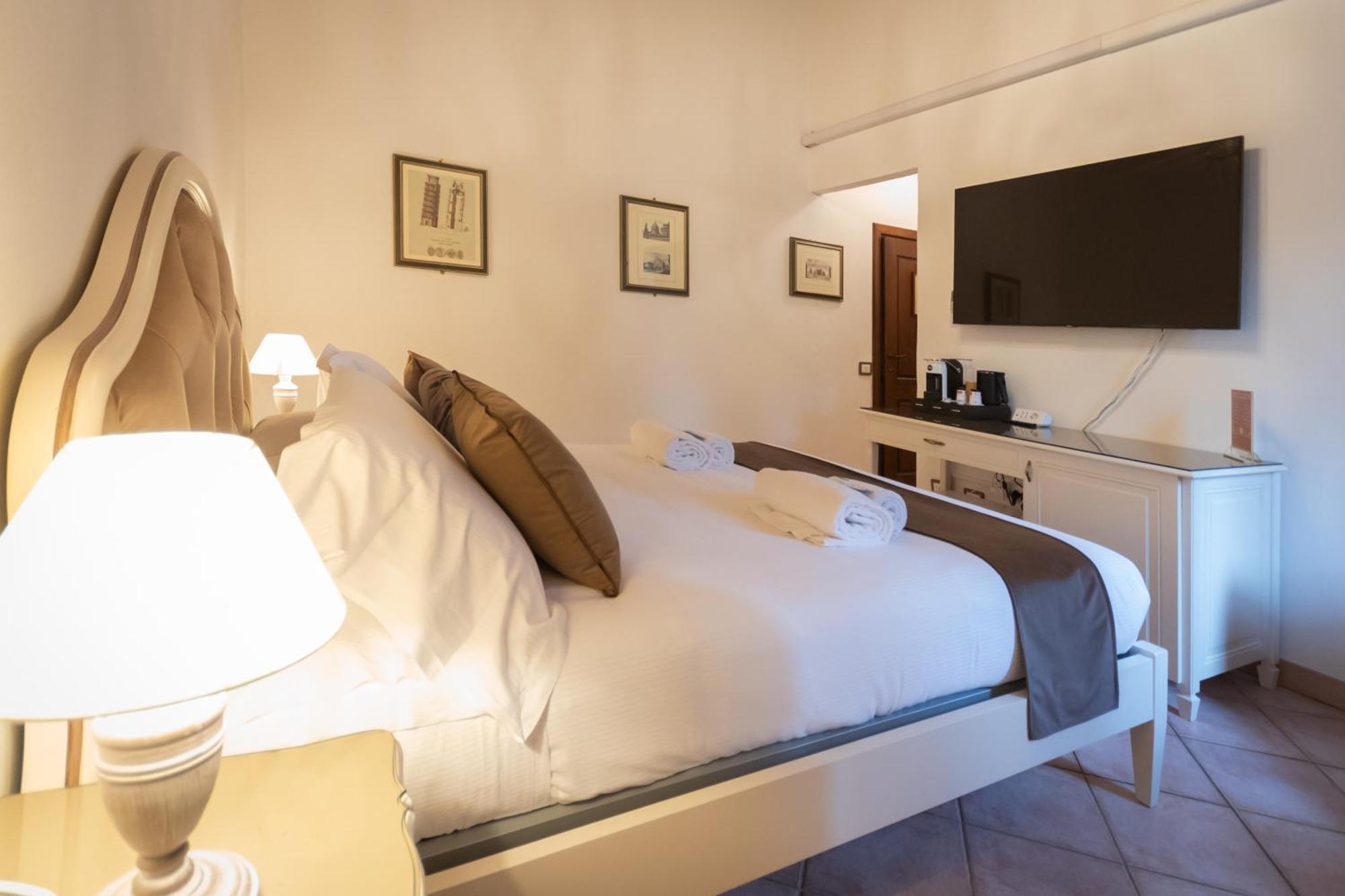 Regina Rooms Pise Extérieur photo