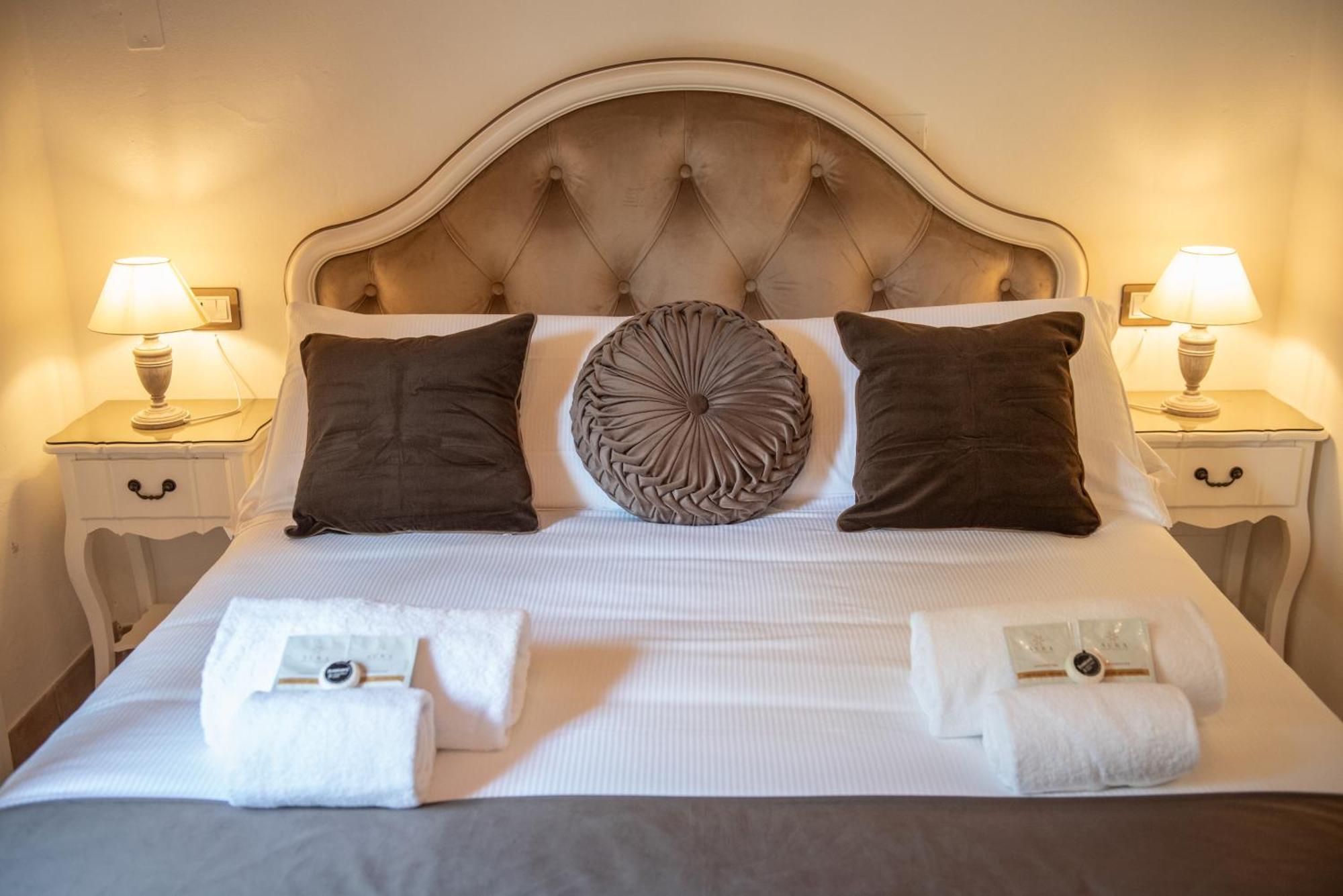 Regina Rooms Pise Extérieur photo